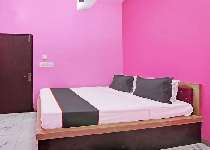 Collection O Shyamali Guest House